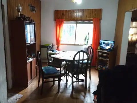 Casa en Venta en Villa Gobernador Udaondo, USD 100.000