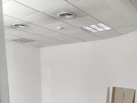 Oficina en Venta 50 años