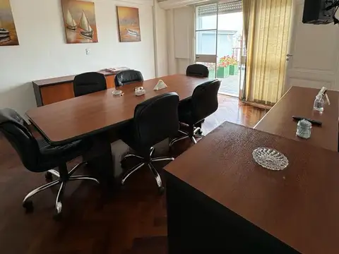 Oficina en Venta 40 años