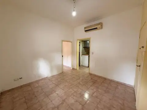 Depto Tipo Casa en Alquiler de 3 ambientes