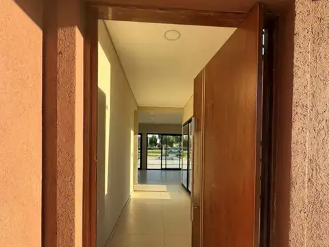 Casa en Venta en Santo Tomas, USD 250.000