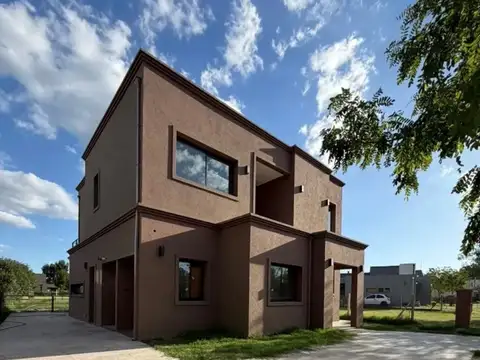 Casa en Venta de 4 dormitorios