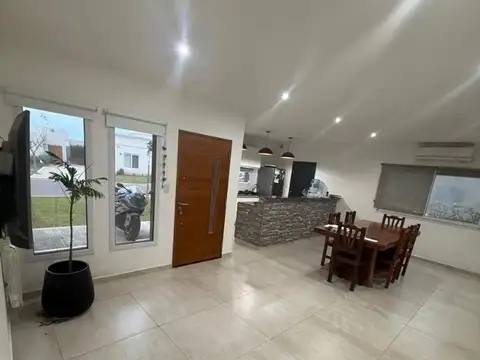 Casa En Venta Pilar Del Este, Barrio San Ramón