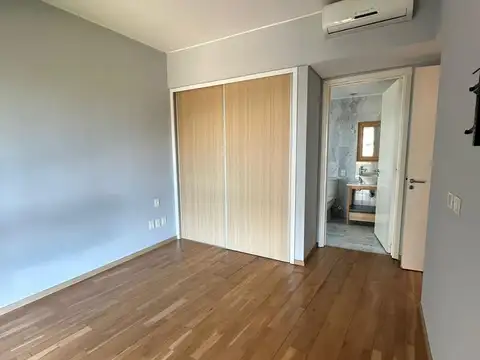 Departamento en Alquiler con 1 cocheras