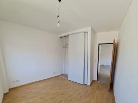 Departamento en Venta en Villa Luzuriaga, USD 54.000