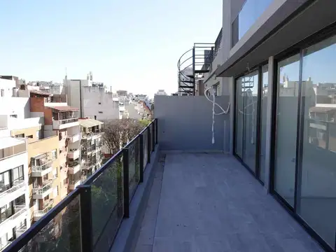 Venta depto.. 4 amb. c/ vista abierta y 2 cocheras
