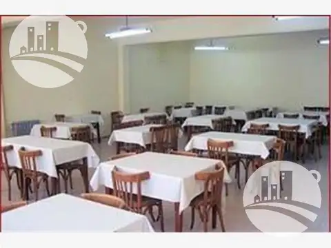 Hotel 30 hab. 1*  mas 3 locales