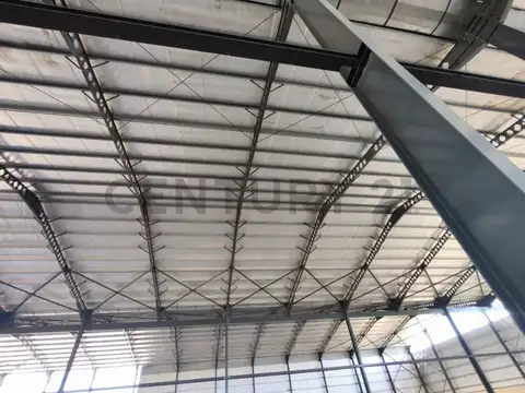 Alquiler de galpón sobre auntopista Rosario Buenos Aires