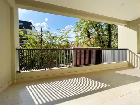 Departamento en Alquiler con 2 cocheras