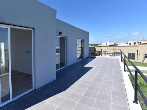 Casa en Venta en Countries y Barrios Cerrados en Pilar, USD 229.000