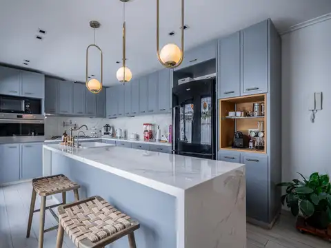 Casa en Venta en Olivos Vias/Rio, USD 710.000