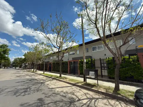 José Ingenieros 800, Piso PB