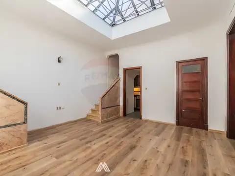 Casa 6 ambientes con 1 baño