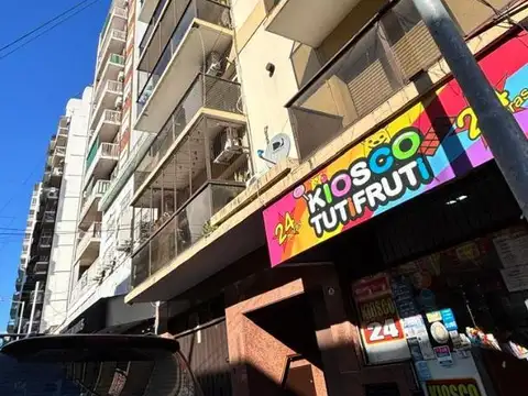 Sarmiento 39 , Piso 8