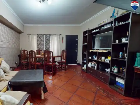 Depto Tipo Casa en Venta con 1 cocheras