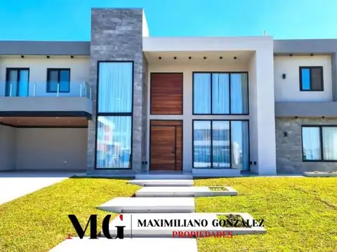 Casa en Venta de 4 dormitorios