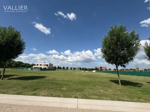 Terreno en Venta en Los Cardos, USD 175.000