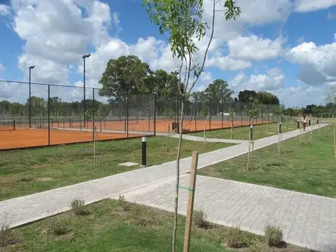 San Pablo Chico, Pilar .