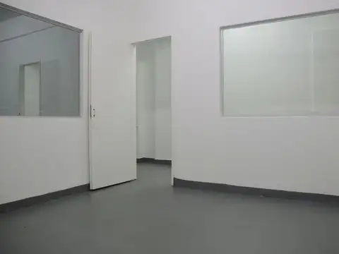 VENTA DEPÓSITO COLEGIALES DIST. AUDIOVISUAL