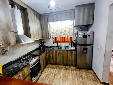 Casa en Venta en Alto Alberdi, USD 109.000