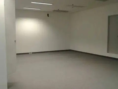 Oficina en Alquiler al Oeste