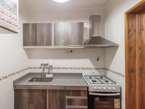 Depto Tipo Casa en Venta en Villa Lynch, USD 79.000