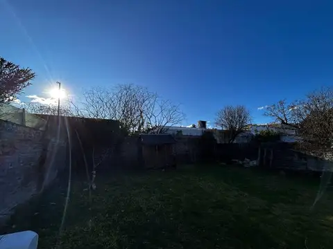 CASA EN VENTA  BELLA VISTA 3 AMB UNA PLANTA