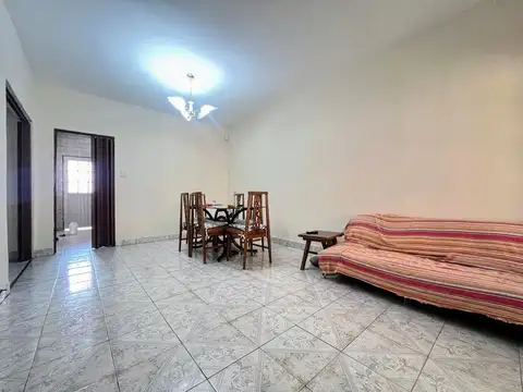 Casa en Venta en Moron, USD 108.000