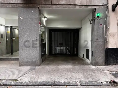 rivadavia 800, Piso 0