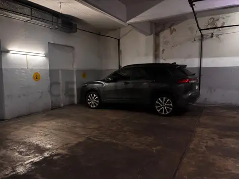 VENTA COCHERA EN SAN NICOLAS