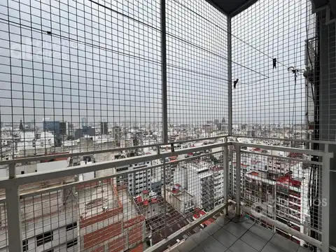 Departamento dos ambientes en Balvanera con Balcón