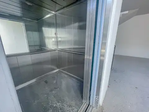 Local en Alquiler A Estrenar