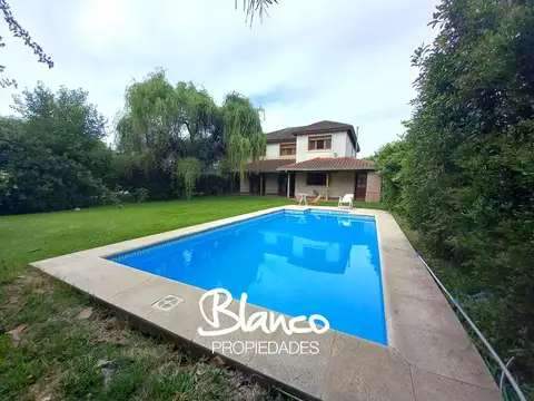 Casa en Venta de 4 dormitorios