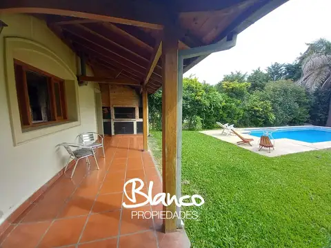 Casa en Venta con 1 cochera