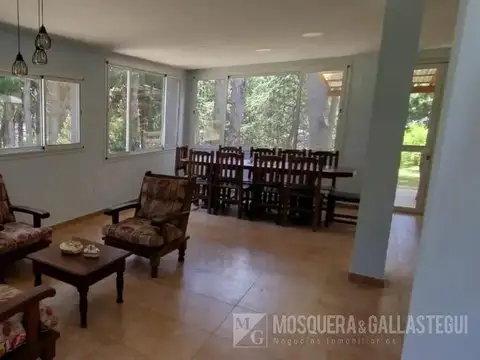 Casa en Alquiler de 4 dormitorios