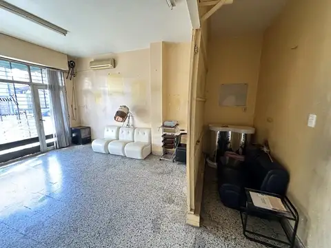 Local en Venta 60 años