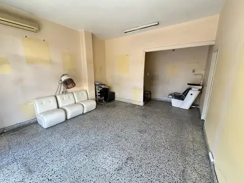 Local en Venta 60 años