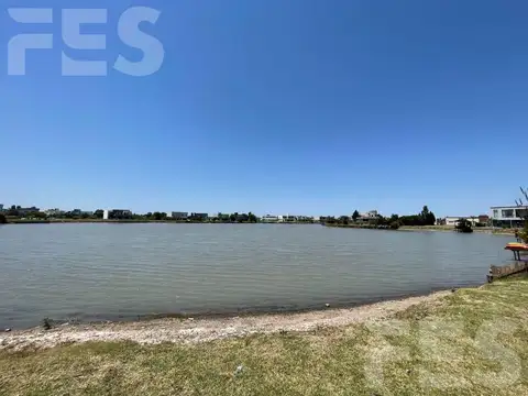 VENTA LOTE A LA LAGUNA EN HORIZONTES AL SUR