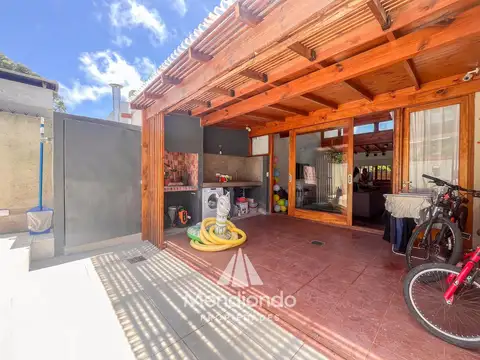 Depto Tipo Casa en Venta con 1 cocheras