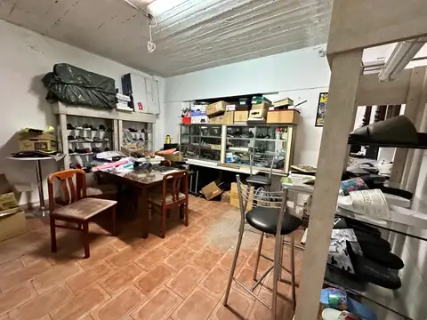 Galpon en Alquiler 8,66  mts Frente