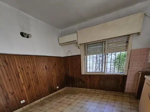 Depto Tipo Casa 4 ambientes con 1 baño