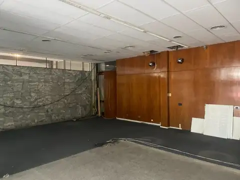 Local en Venta 56 años