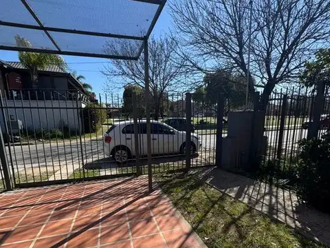 Casa en Venta en Jardines Del Valle, USD 90.000