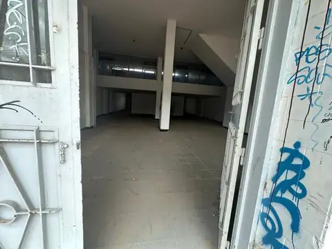 Local en Venta en La Banda, USD 100.000