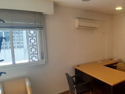 Oficina en Alquiler en San Nicolás, $ 700.000