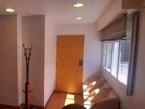 Oficina 5 ambientes con 1 baño