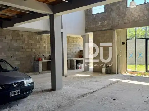Galpón a la venta en colectora norte Acc.Oeste,Moreno