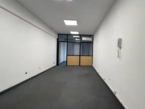 Oficina en Monserrat