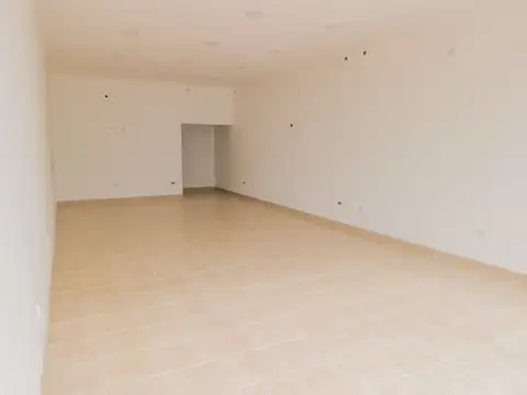 Local en Alquiler A Estrenar