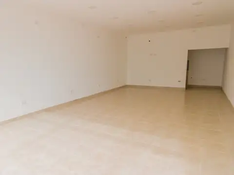 Local en Alquiler en Punta Alta, $ 650.000